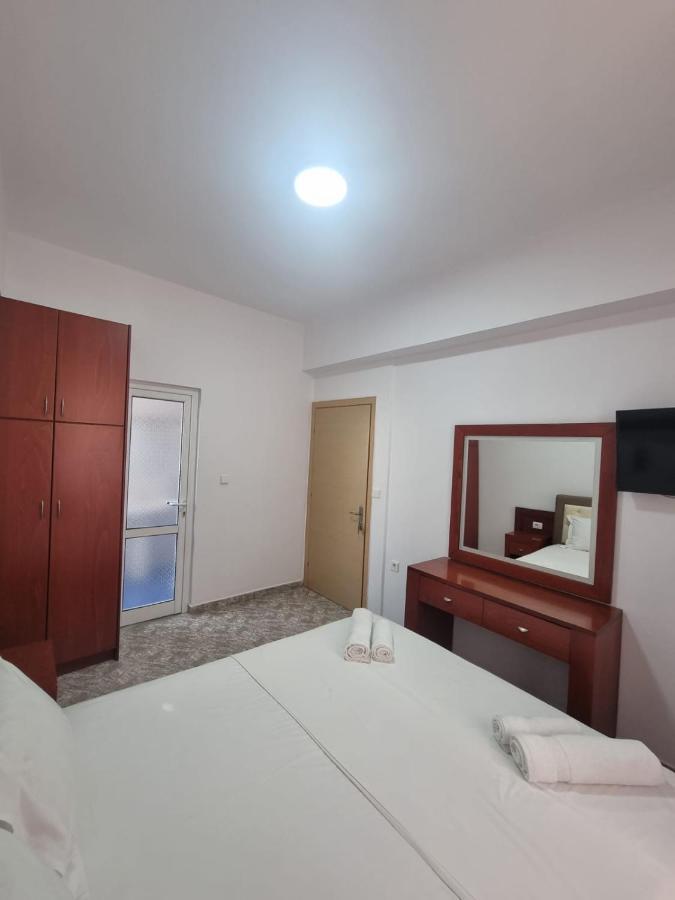 Ideal Apartments & Rooms Sarandë 외부 사진